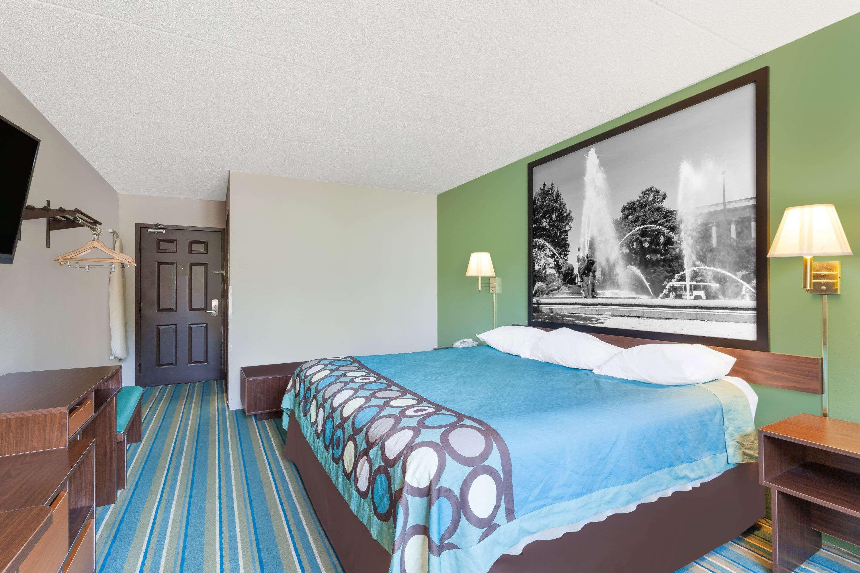 Motel Super 8 By Wyndham Hershey West 2*